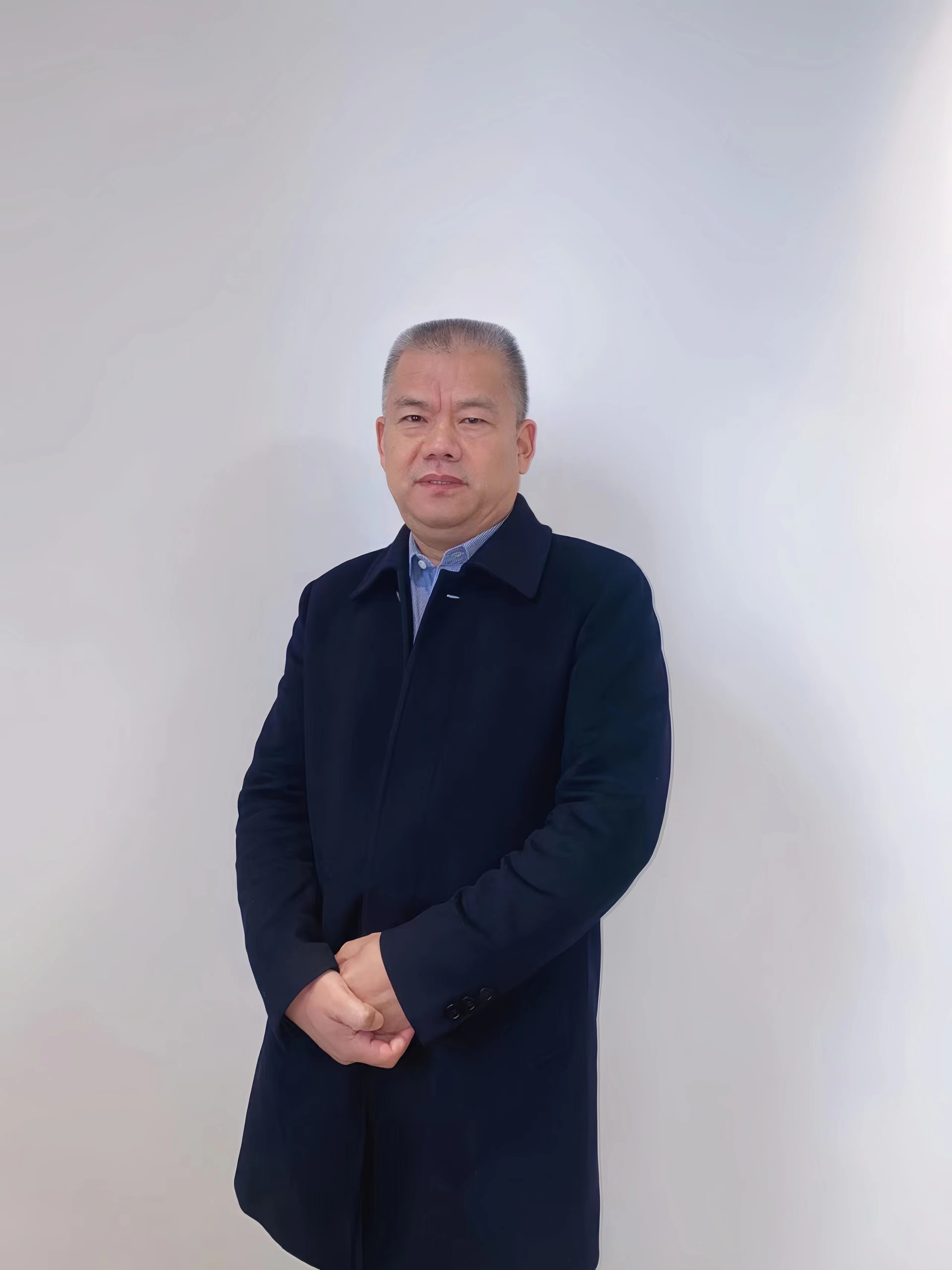 監(jiān)事長 李由安 