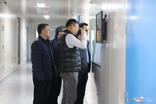 山東省政府駐上海辦事處黨委書記、主任張義英到訪蘇州市山東商會并走訪思必馳等會員企業(yè)(圖15)