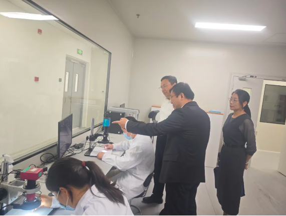濟(jì)南市人民政府駐上海（廈門）辦事處主任畢敬濤一行到訪蘇州市山東商會(huì)(圖11)